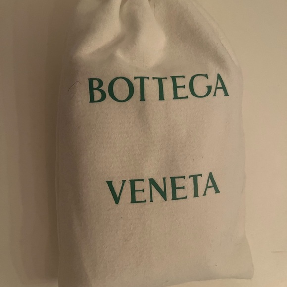 Bottega Veneta Cassette Bag - Picture 9 of 9